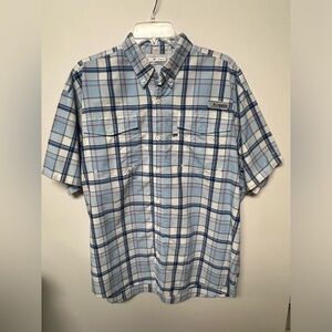 COLUMBIA PFG SPORTS SHIRT. BLUES AND RED.  SIZE LARGE